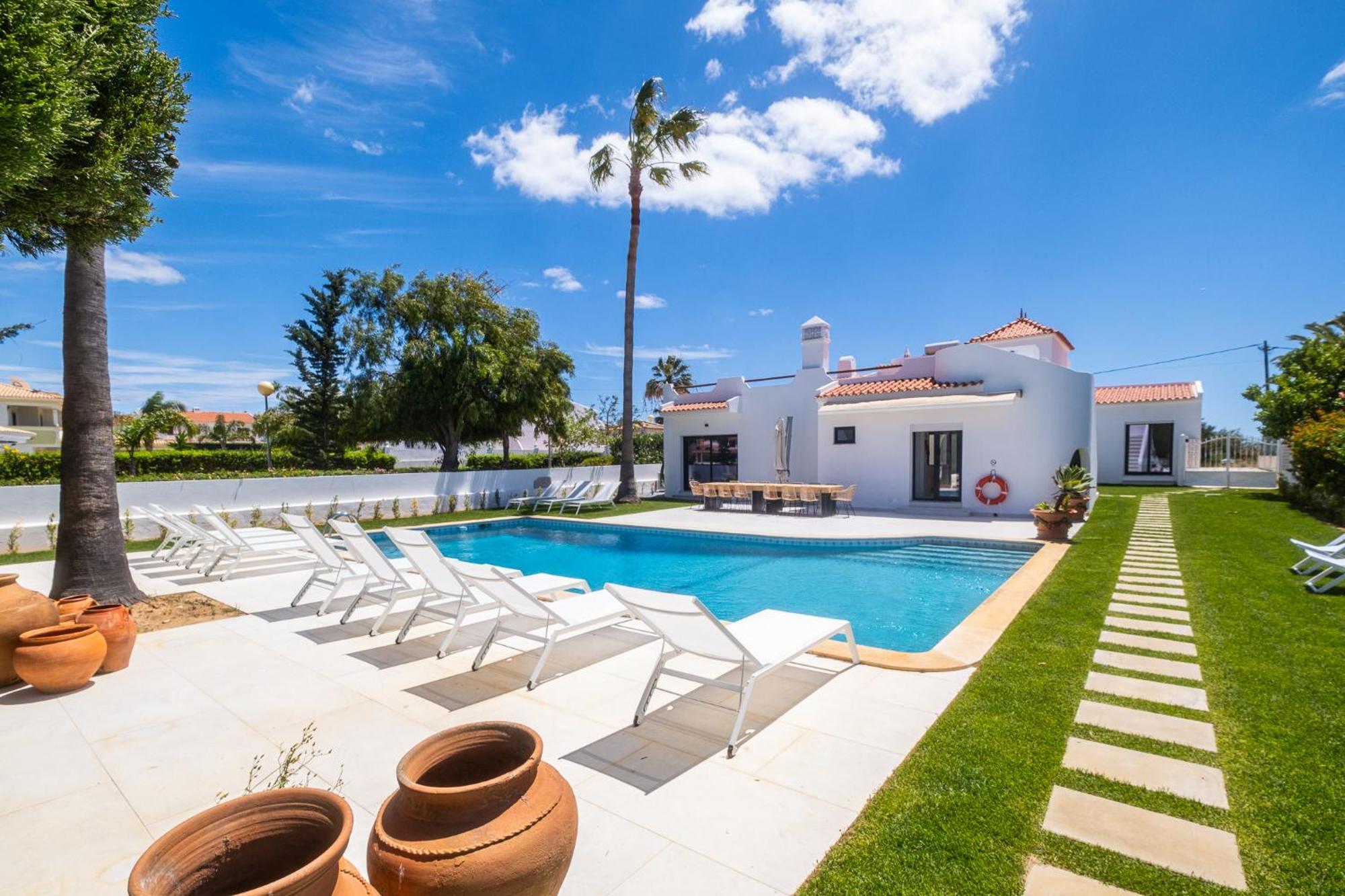 Veiga - Luxury Modern Design With Large Beautiful Garden Albufeira