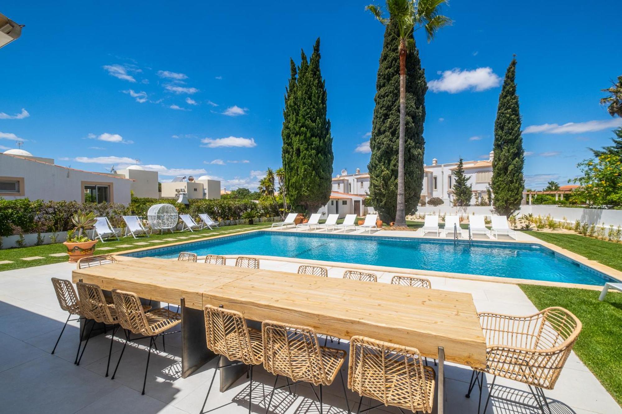 Veiga - Luxury Modern Design With Large Beautiful Garden Vakantiehuis