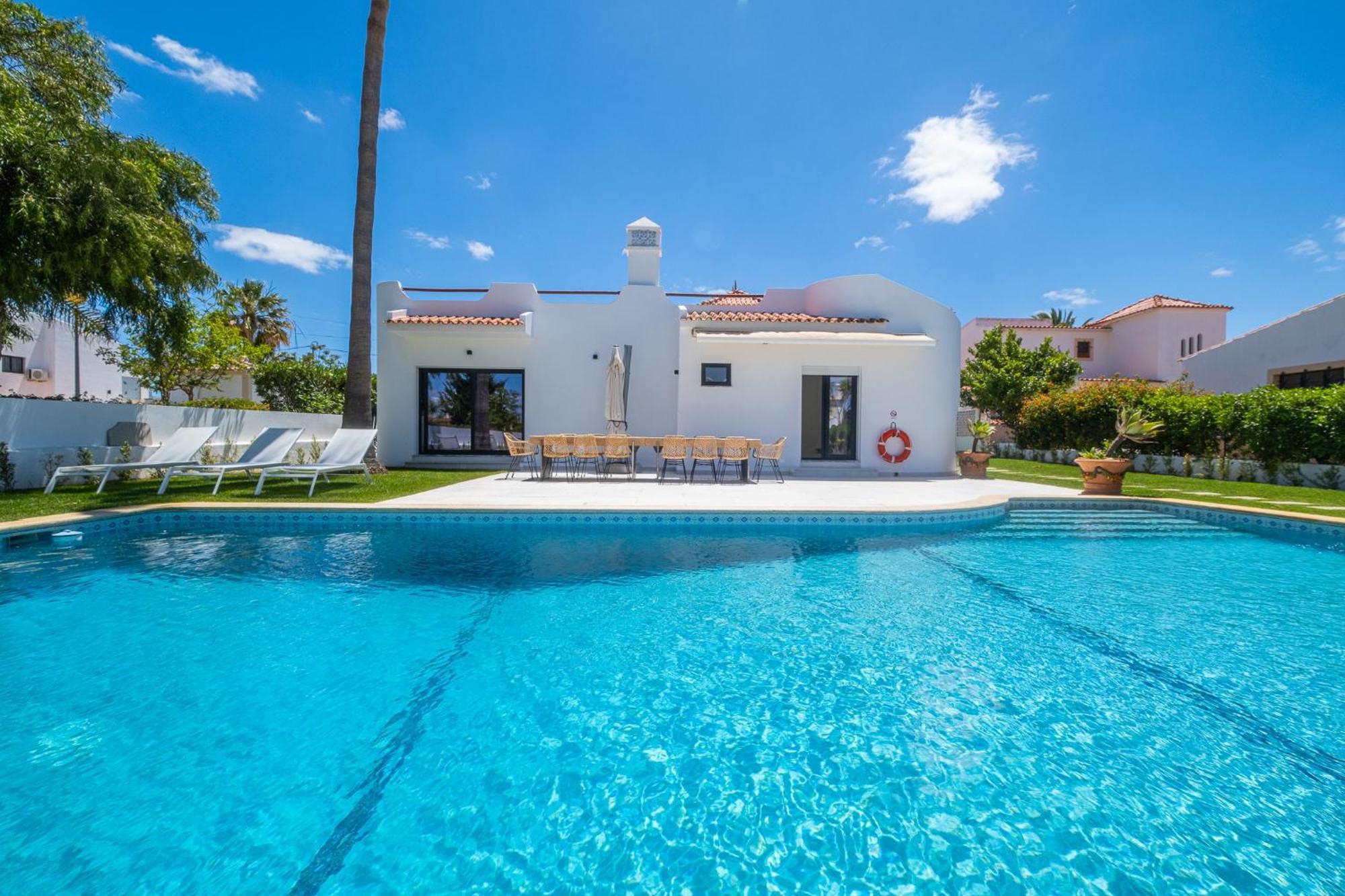 Veiga - Luxury Modern Design With Large Beautiful Garden Albufeira